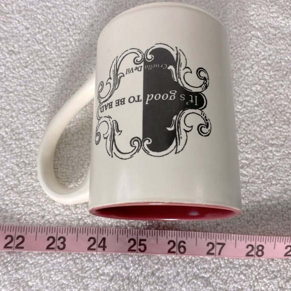 Disney Hallmark Calls Black Cream It’s Good To Be Bad Cruella DeVil Ceramic Mug - Picture 3 of 10